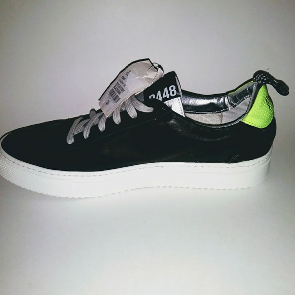 NEW John P448 Low Top Sneaker You Can Surf Later 